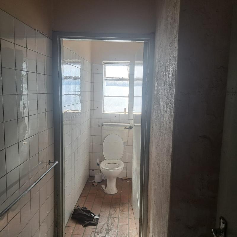 To Let commercial Property for Rent in Korsten Eastern Cape